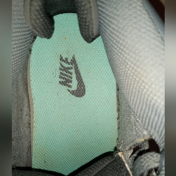 "NIKE". 599-410 SIZE 8-1/2 - Picture 5 of 14